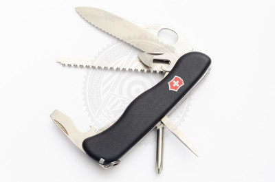 Ніж Victorinox Trailmaster OneHand 0.8463.MW3