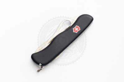Ніж Victorinox Trailmaster OneHand 0.8463.MW3