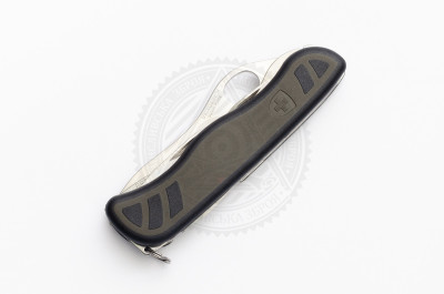 Ніж Victorinox Military OneHand 0.8461.MWCH